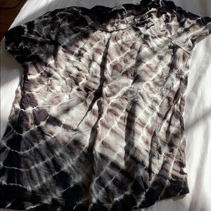 tie dye tee